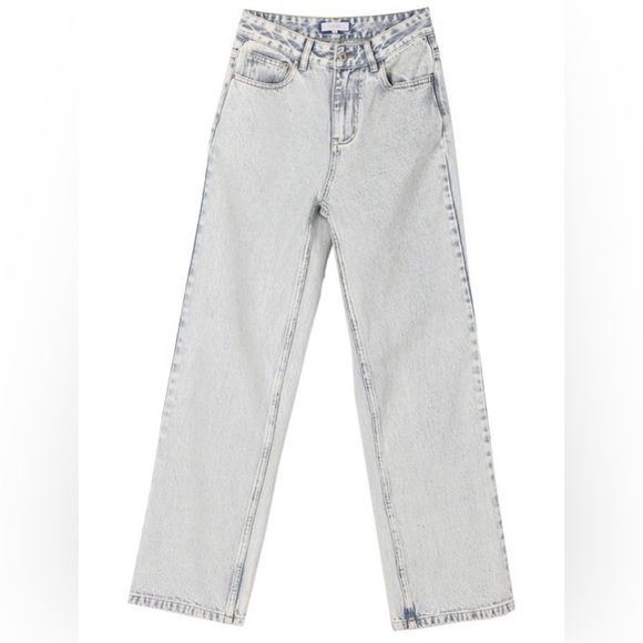 Jeans - Picture 1 of 4